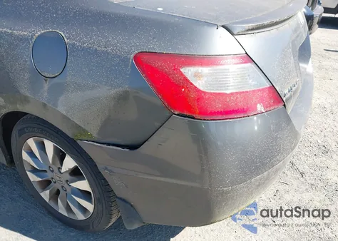 2010 Honda Civic Ex z USA, uszkodzony, nr VIN 2HGFG1B84AH521977